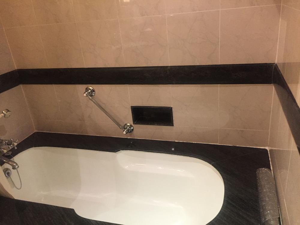 Taj Malabar Resort&Spa, Cochin. Kochi Exteriör bild